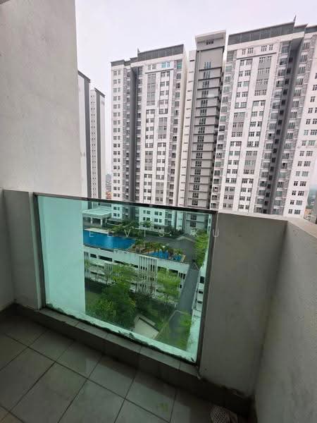 Kediaman Servis untuk Disewa di Meridin Bayvue Serviced Apartment - Elvis Ku - Balcony - PropertyGuru.com.my
