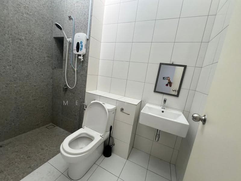 Rumah Teres 2-Tingkat untuk Disewa di Eco Majestic (Semenyih) - Mei Yee Yap - Bathroom - PropertyGuru.com.my