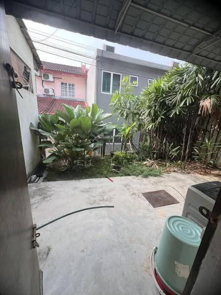 Terraced House for Sale in Bandar Putra Permai (Seri Kembangan) - Wei Liew - Exterior - PropertyGuru.com.my