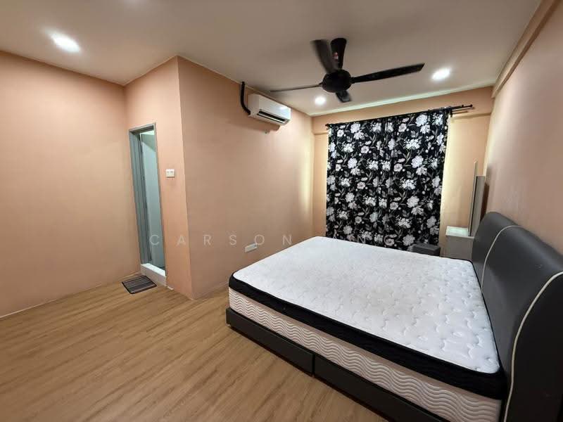Apartment for Rent at Pinang Laguna - Carson Ang - Bedroom - PropertyGuru.com.my