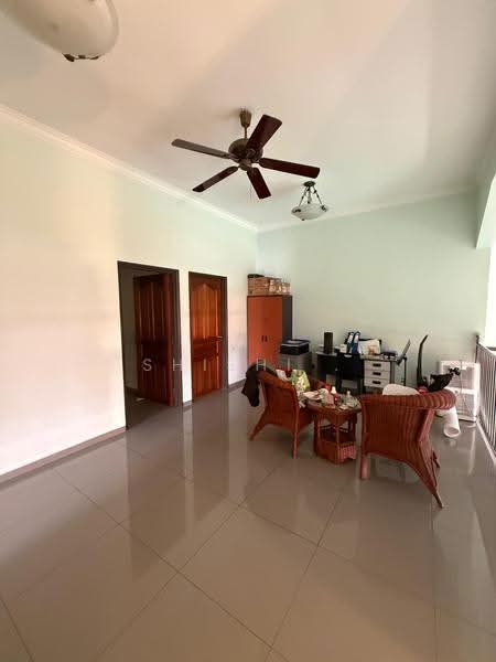 Rumah Banglo untuk Dijual di Bandar Putra Kulai (Kulai) - Shishi . - Living Room - PropertyGuru.com.my