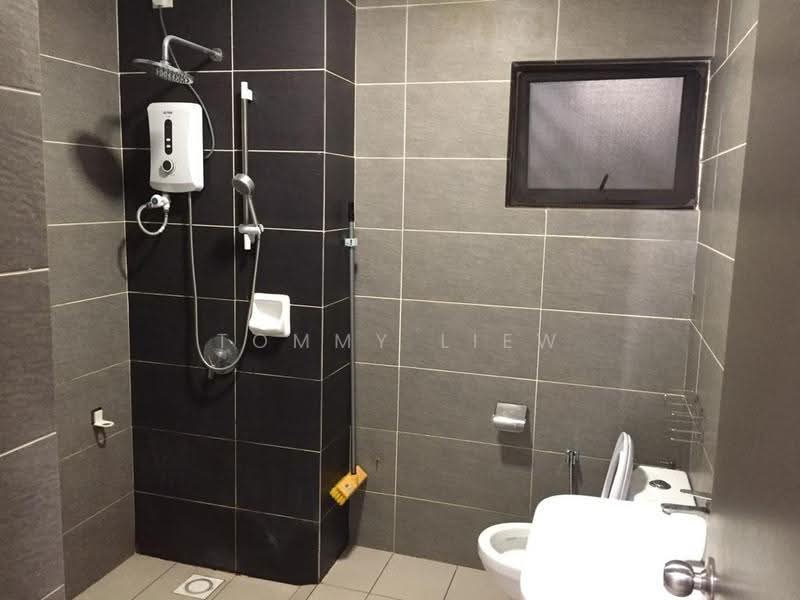 Condominium for Sale at The Henge - Tommy Liew - Bathroom - PropertyGuru.com.my