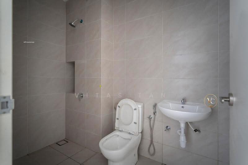 Rumah Bandar untuk Dijual di Eco Ardence (Setia Alam) - Vitas Tan - Bathroom - PropertyGuru.com.my