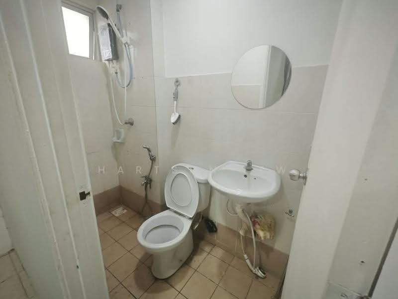 Kediaman Servis untuk Disewa di Casa Subang - Hartson Lew - Bathroom - PropertyGuru.com.my