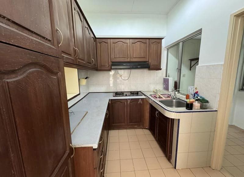 Apartment for Sale at Mas Kipark Damansara - Ron Yap - Kitchen - PropertyGuru.com.my