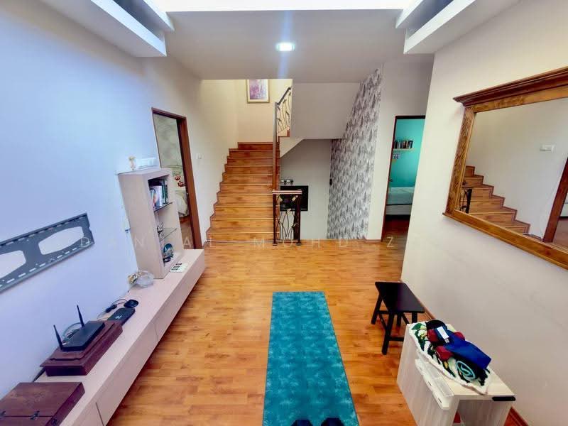 Bungalow House for Sale in Bandar Putra Permai (Seri Kembangan) - Danial Mohd Zaki - PropertyGuru.com.my