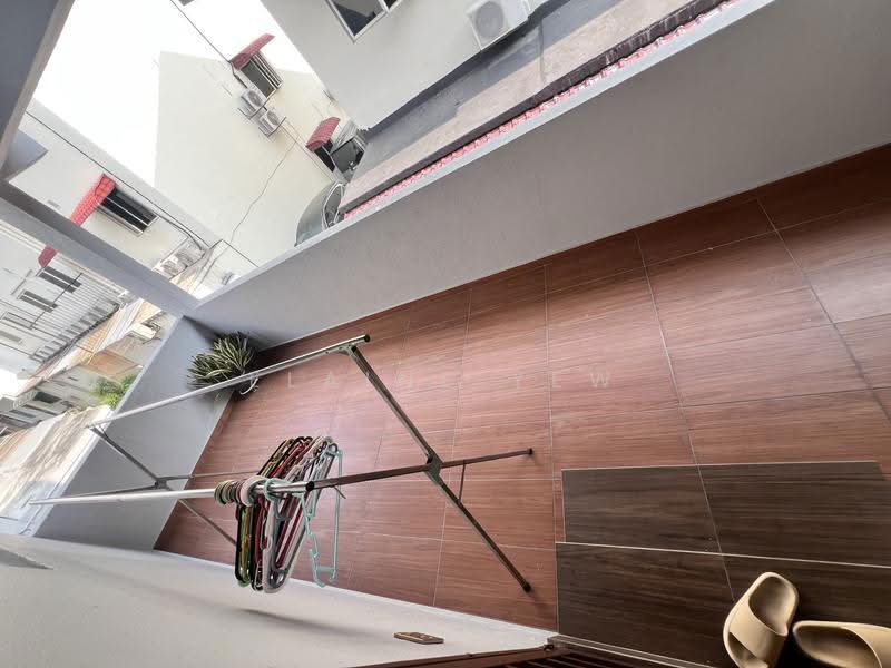 3-storey Terraced House for Sale in Taman Tasik Indah (Jalan Ipoh) - Elaine Yew - PropertyGuru.com.my