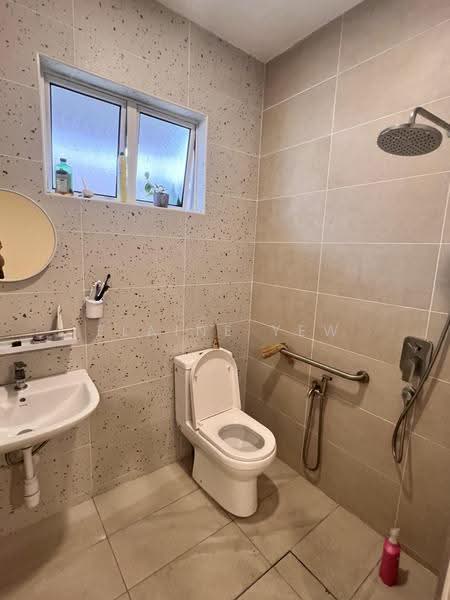 3-storey Terraced House for Sale in Taman Tasik Indah (Jalan Ipoh) - Elaine Yew - PropertyGuru.com.my