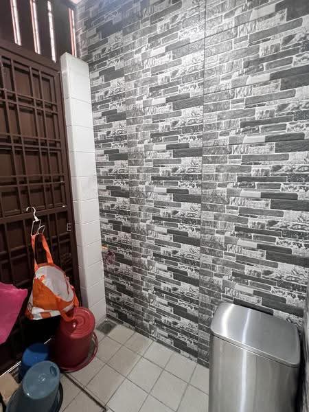 3-storey Terraced House for Sale in Taman Tasik Indah (Jalan Ipoh) - Elaine Yew - PropertyGuru.com.my