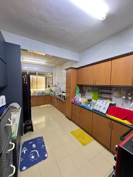 Bungalow House for Sale in Taman Kepong (Kepong) - Kim Meng Lew - Kitchen - PropertyGuru.com.my