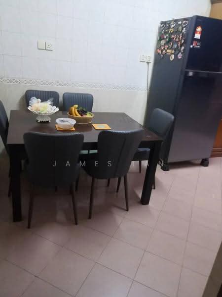 Rumah Teres 2-Tingkat untuk Dijual di Taman Mastiara (Jalan Ipoh) - James Tan - Dining Room - PropertyGuru.com.my