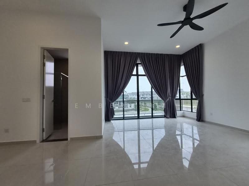 Rumah Berkembar untuk Disewa di Setia Eco Gardens (Gelang Patah) - Ember Lim - Living Room - PropertyGuru.com.my