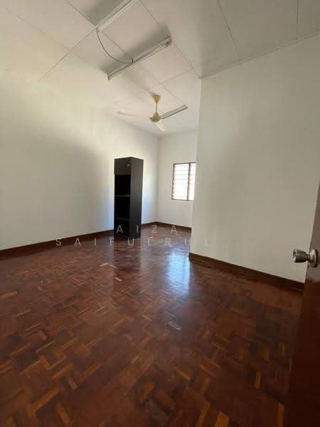 Rumah Teres 2-Tingkat untuk Disewa di Seksyen 7 (Shah Alam) - Aizat Saifulrullah - Interior - PropertyGuru.com.my
