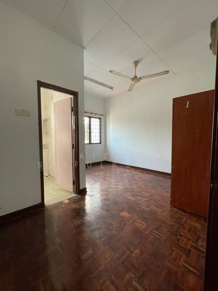 Rumah Teres 2-Tingkat untuk Disewa di Seksyen 7 (Shah Alam) - Aizat Saifulrullah - Interior - PropertyGuru.com.my