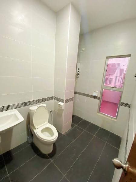 2-storey Terraced House for Sale in Iskandar Puteri (Nusajaya) (Johor) - JH Yap - Bathroom - PropertyGuru.com.my