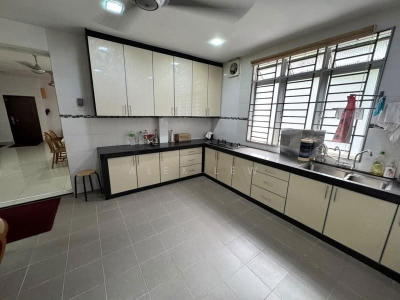 Terraced House for Sale in Gombak (Selangor) - Alex Lew - Kitchen - PropertyGuru.com.my