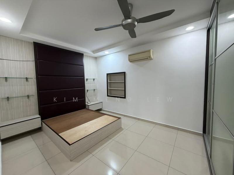 1.5-storey Terraced House for Sale in Bandar Sri Damansara (Selangor) - Kim Meng Lew - Bedroom - PropertyGuru.com.my