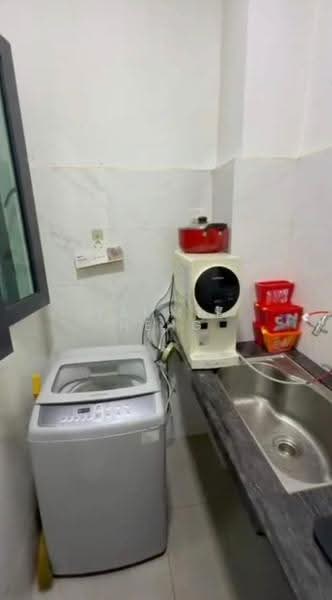Kondominium untuk Disewa di Parkhill Residence - Tammie Heng - Kitchen - PropertyGuru.com.my
