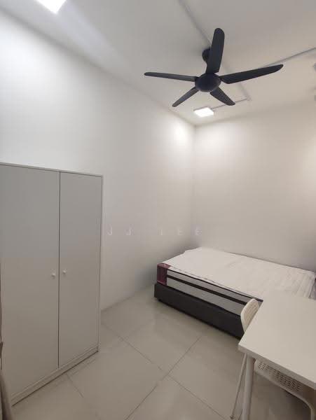 Service Residence for Rent at SkyVille 8 @ Benteng 8 - JJ Lee - Bedroom - PropertyGuru.com.my