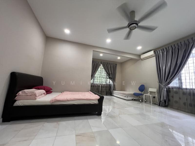 Bungalow House for Sale in Bukit Damansara (Damansara Heights) - Yumiko Kew - Bedroom - PropertyGuru.com.my