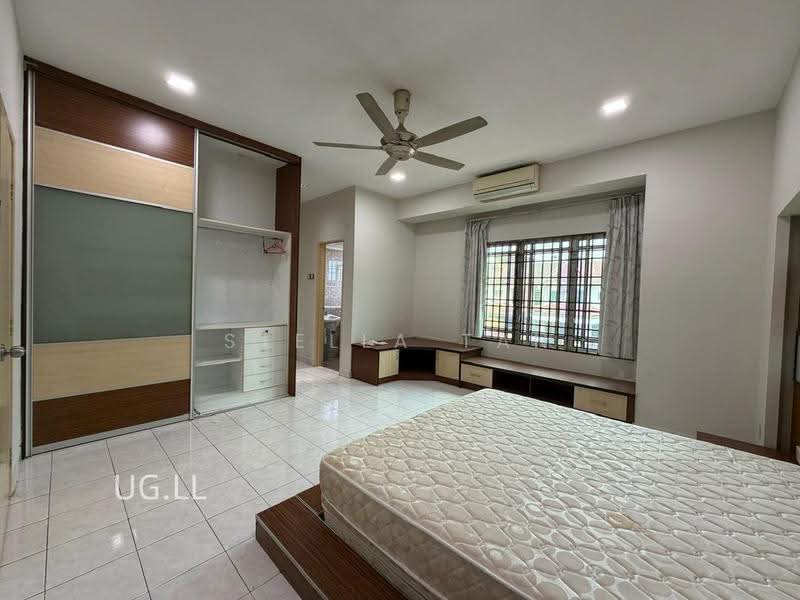 Rumah Teres untuk Disewa di Bandar Botanic (Klang) - Stella Tan - Bedroom - PropertyGuru.com.my