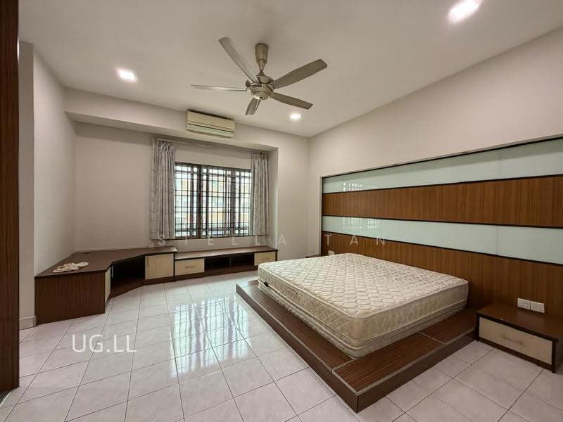 Rumah Teres untuk Disewa di Bandar Botanic (Klang) - Stella Tan - Bedroom - PropertyGuru.com.my
