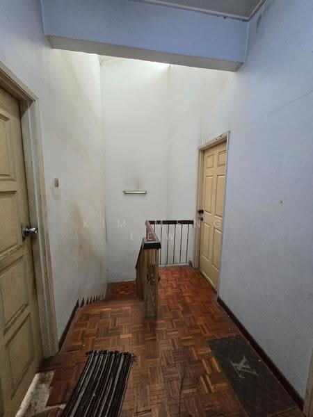 2-storey Terraced House for Sale in Taman Petaling (Kepong) - Kim Meng Lew - Interior - PropertyGuru.com.my