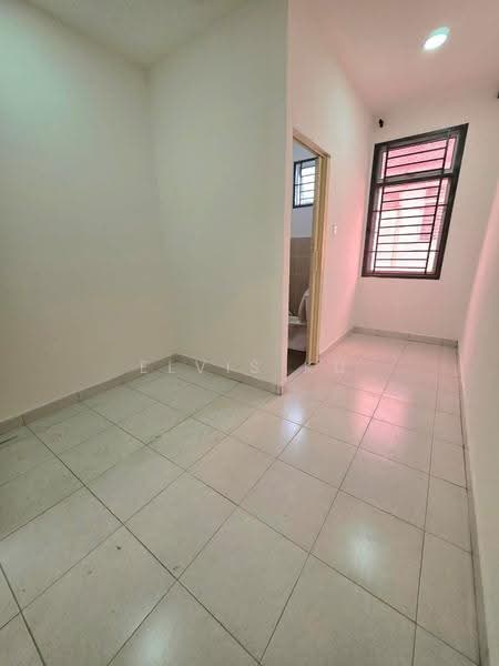 2-storey Terraced House for Sale in Taman Scientex Senai (Senai) - Elvis Ku - Interior - PropertyGuru.com.my