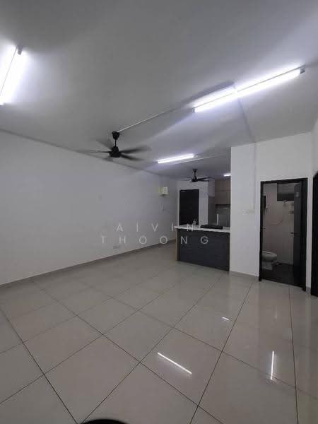 Kondominium untuk Disewa di Residensi Zamrud - Aivin Thoong - Kitchen - PropertyGuru.com.my