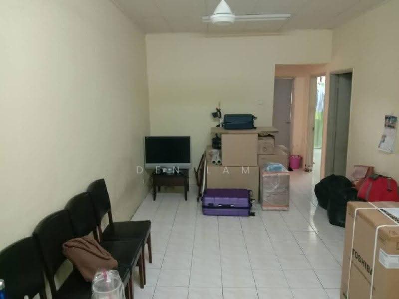 Pangsapuri untuk Dijual di Taman Cheras Awana Apartment - Den Lam - Living Room - PropertyGuru.com.my