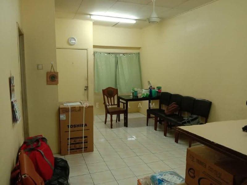 Pangsapuri untuk Dijual di Taman Cheras Awana Apartment - Den Lam - Living Room - PropertyGuru.com.my
