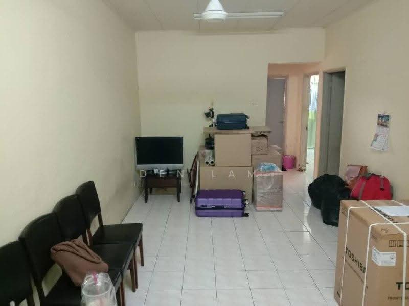 Pangsapuri untuk Dijual di Taman Cheras Awana Apartment - Den Lam - Living Room - PropertyGuru.com.my
