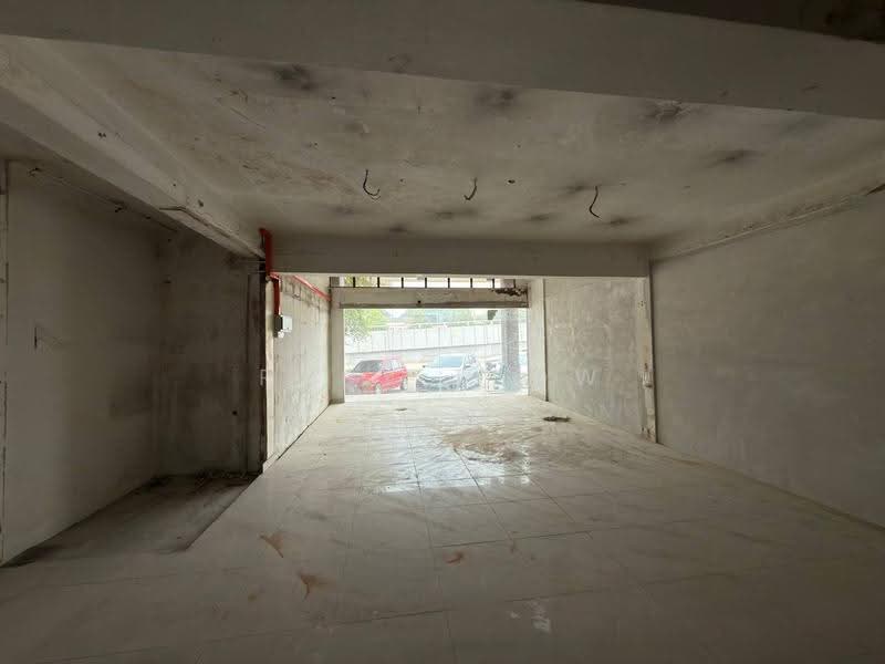 Shop for Rent in Kampung Skudai Kiri (Tampoi) - Ruby Teow - Interior - PropertyGuru.com.my