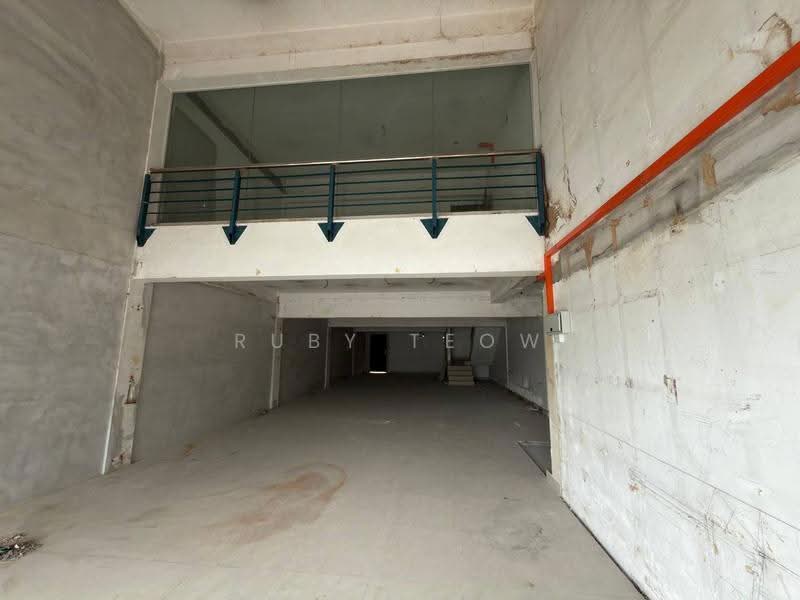 Shop for Rent in Kampung Skudai Kiri (Tampoi) - Ruby Teow - Interior - PropertyGuru.com.my