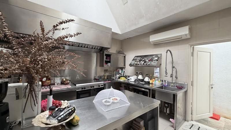 Bungalow House for Sale in Bukit Damansara (Damansara Heights) - Sia Yik Kiat - PropertyGuru.com.my