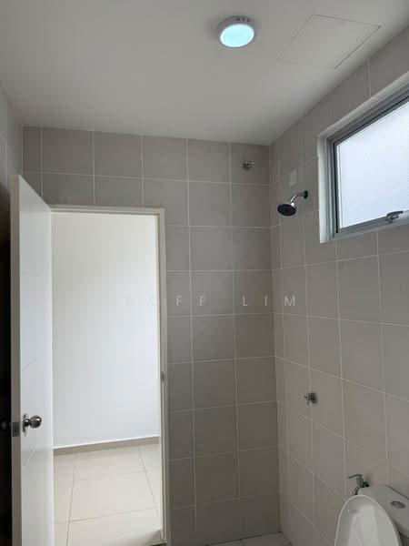 Rumah Teres 2-Tingkat untuk Disewa di Labu (Negeri Sembilan) - Geoff Lim - Bathroom - PropertyGuru.com.my