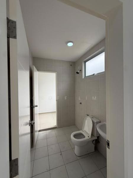 Rumah Teres 2-Tingkat untuk Disewa di Labu (Negeri Sembilan) - Geoff Lim - Bathroom - PropertyGuru.com.my
