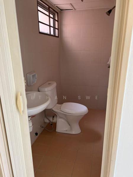 Townhouse for Sale in Batu Caves (Selangor) - Ethan Swe - Bathroom - PropertyGuru.com.my