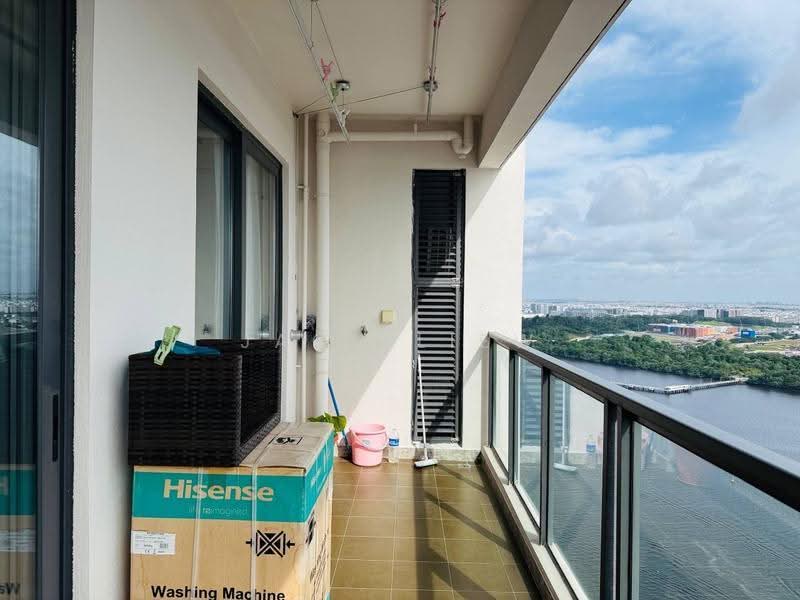 Kondominium untuk Dijual di R&F Princess Cove Phase 2-Seine Region - Jack Liew - Balcony - PropertyGuru.com.my