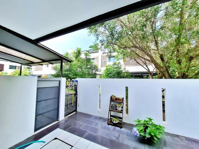 Rumah Teres 2-Tingkat untuk Dijual di Likas (Kota Kinabalu) - Fiona Lai - PropertyGuru.com.my