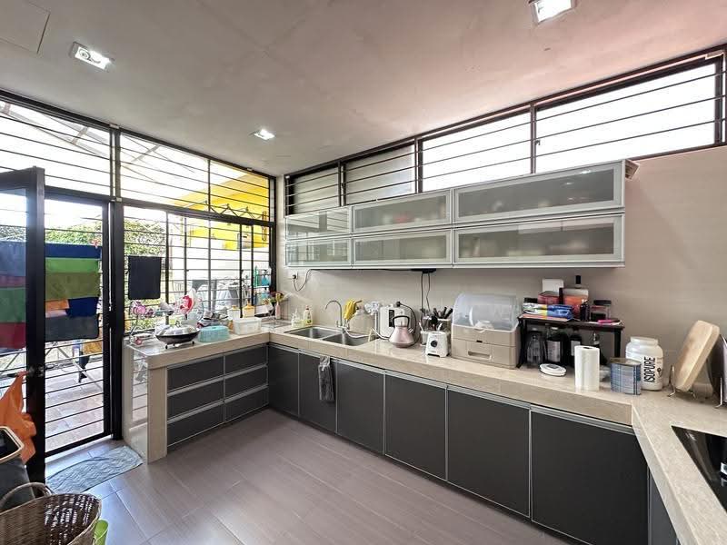 Semi-Detached House for Sale in Sungai Long (Bandar Sungai Long) - Yumiko Kew - Kitchen - PropertyGuru.com.my