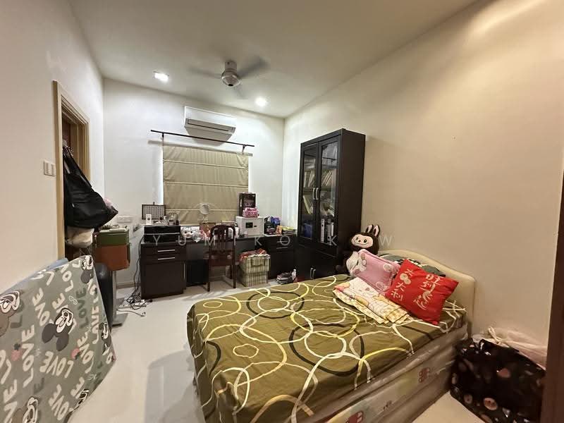 Semi-Detached House for Sale in Sungai Long (Bandar Sungai Long) - Yumiko Kew - Bedroom - PropertyGuru.com.my