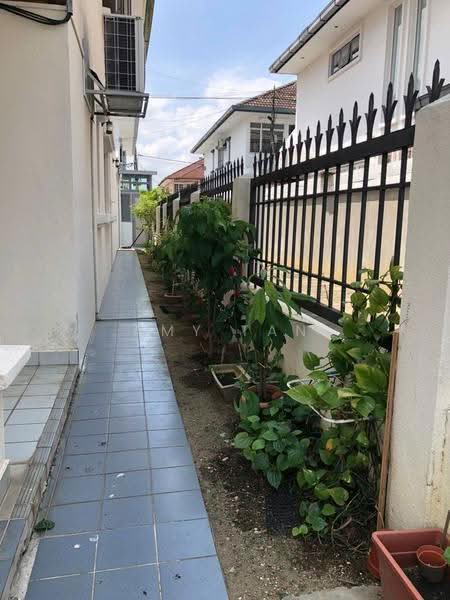 2-storey Terraced House for Sale in Bandar Utama 4 (Bandar Utama) - Amy Tan - PropertyGuru.com.my