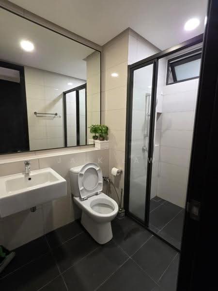 Kediaman Servis untuk Disewa di The Tamarind - Jack Law - Bathroom - PropertyGuru.com.my