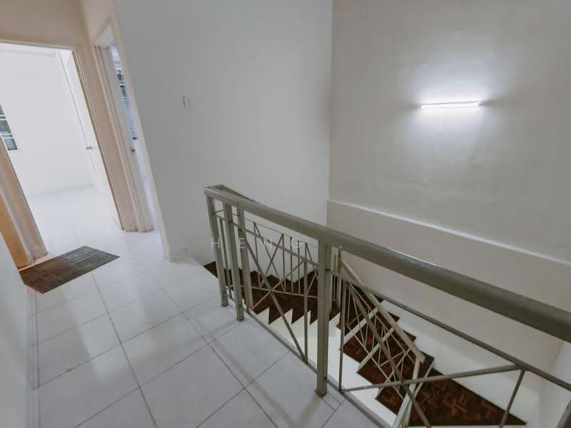 Rumah Teres 2-Tingkat untuk Disewa di Johor Bahru (Johor) - Heng . - Corridor - PropertyGuru.com.my