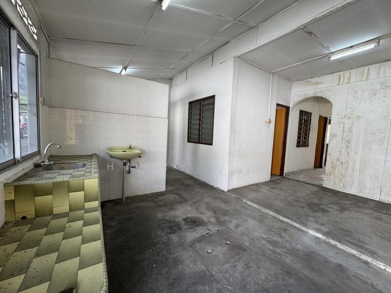 1-storey Terraced House for Sale in Karak (Pahang) - Harry Chin - PropertyGuru.com.my