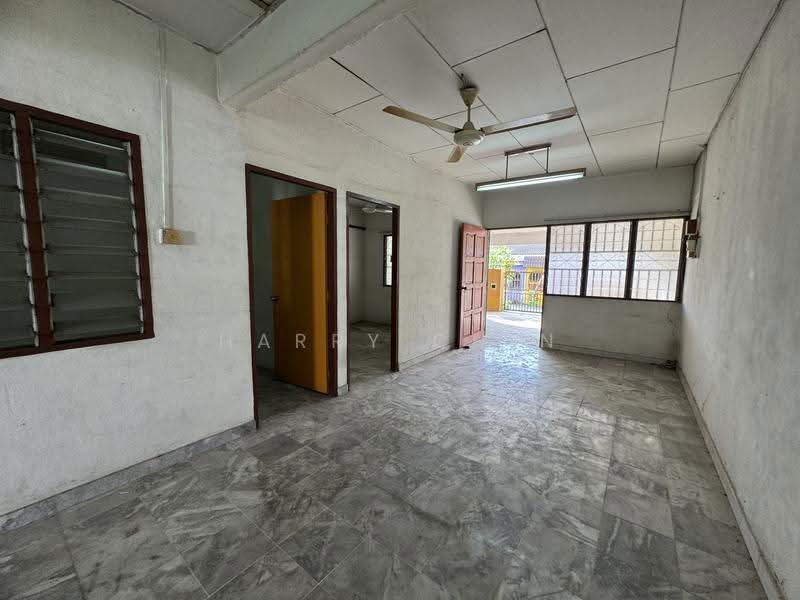 1-storey Terraced House for Sale in Karak (Pahang) - Harry Chin - PropertyGuru.com.my