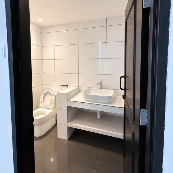 Kedai / Pejabat untuk Disewa di Taman Tun Dr Ismail (Kuala Lumpur) - Patrick Chen - Bathroom - PropertyGuru.com.my