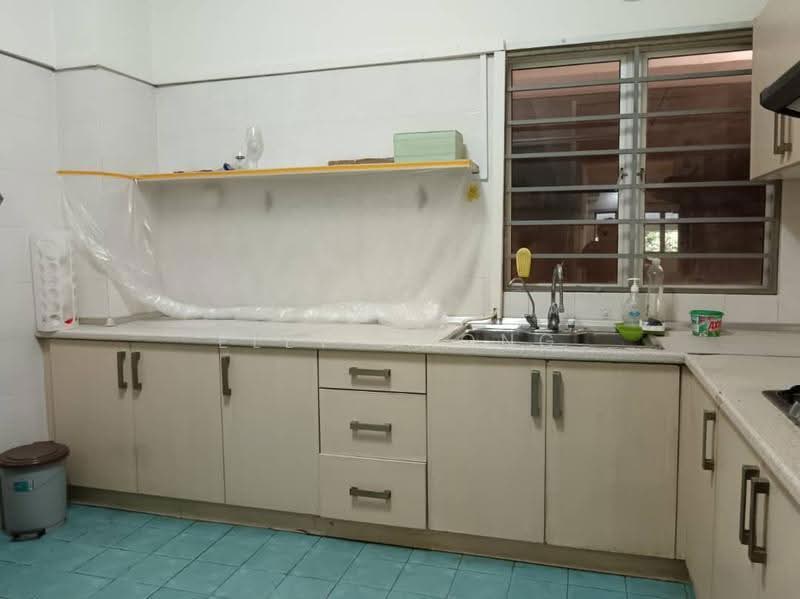 Townhouse for Sale in Taman Lagenda Mas (Cheras) - Elly Chong - Kitchen - PropertyGuru.com.my