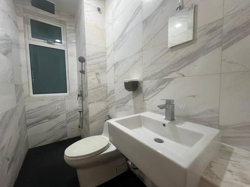 Kediaman Servis untuk Disewa di TriTower Residence @ Johor Bahru Sentral - Nicholas Low - Bathroom - PropertyGuru.com.my